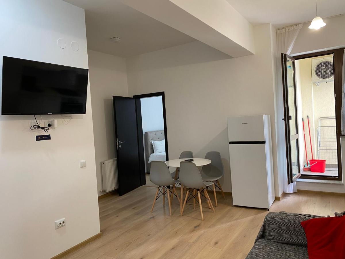 City Center Glam Apartments Palas Яш Екстериор снимка