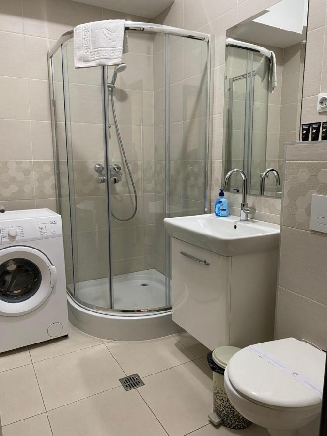 City Center Glam Apartments Palas Яш Екстериор снимка
