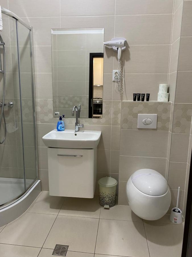 City Center Glam Apartments Palas Яш Екстериор снимка