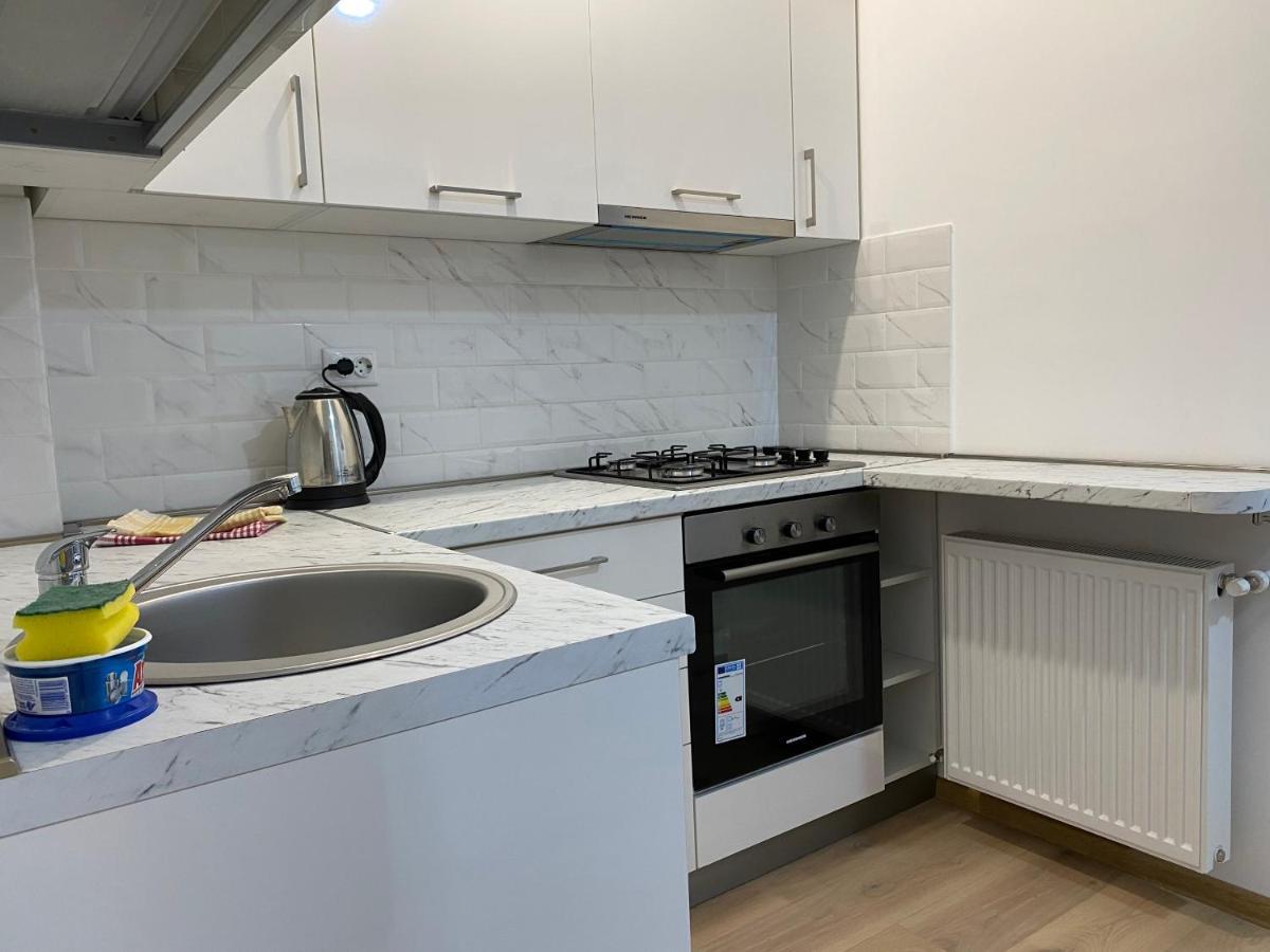 City Center Glam Apartments Palas Яш Екстериор снимка