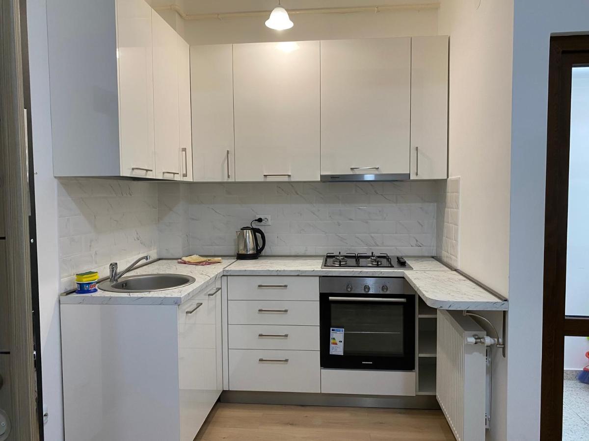 City Center Glam Apartments Palas Яш Екстериор снимка