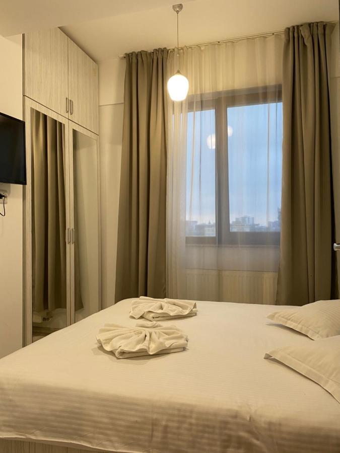 City Center Glam Apartments Palas Яш Екстериор снимка